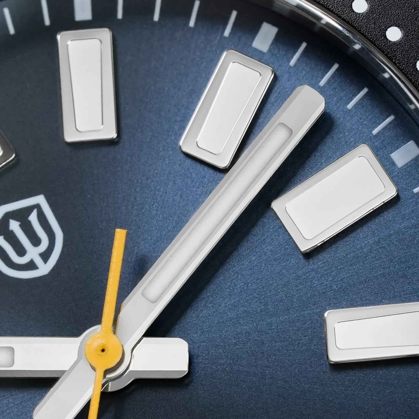 Luxury Waterproof Men's Quartz Watch